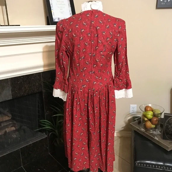 Recollections Victorian vintage floral print dress - Picture 5 of 8